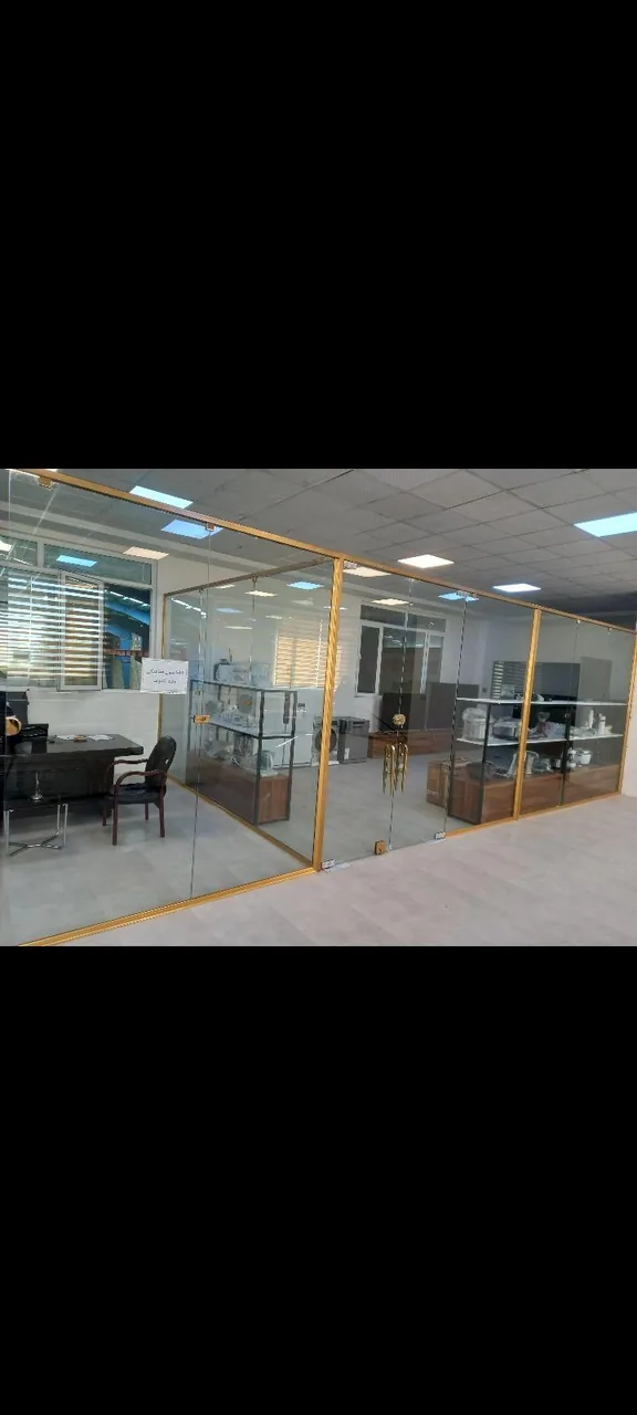 شیشه و اینه پاسداران - تصویر 3