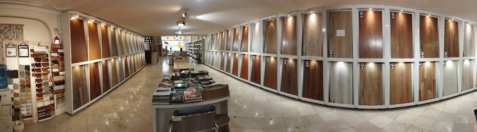 آقای پارکت و کاغذدیواری