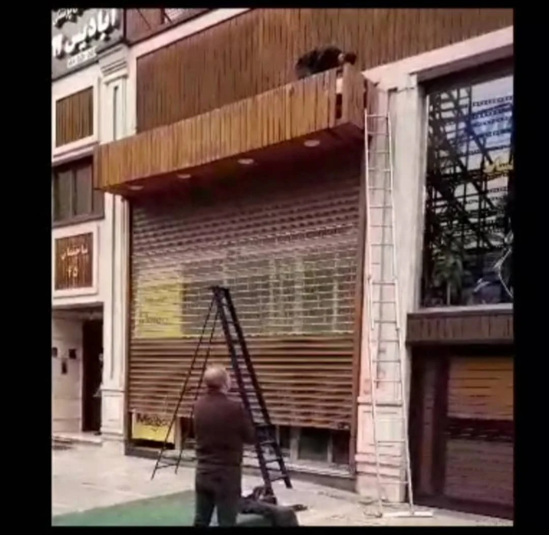 نصب وتعمیر کرکره برقی ودربهای اتوماتیک