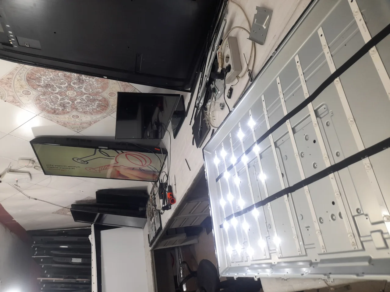 تعمیرات تلویزیون امیر(LCD.LED)
