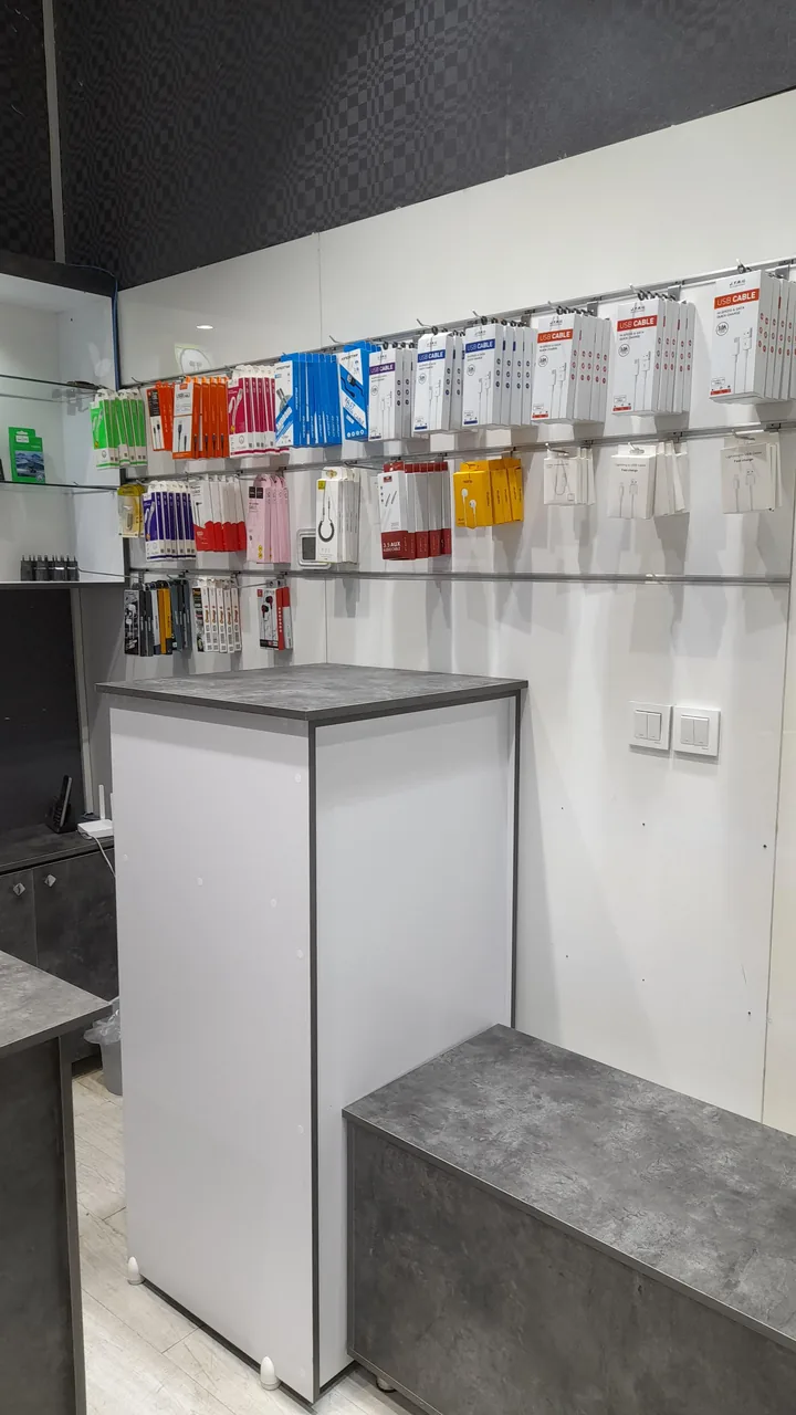 فروشگاه و مرکز تعمیرات نامدار جی‌اس‌ام - تصویر 4