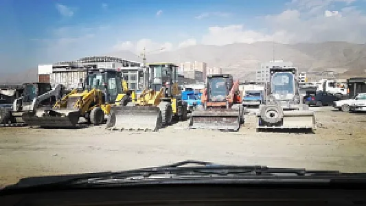 پارکینگ کامیون ها