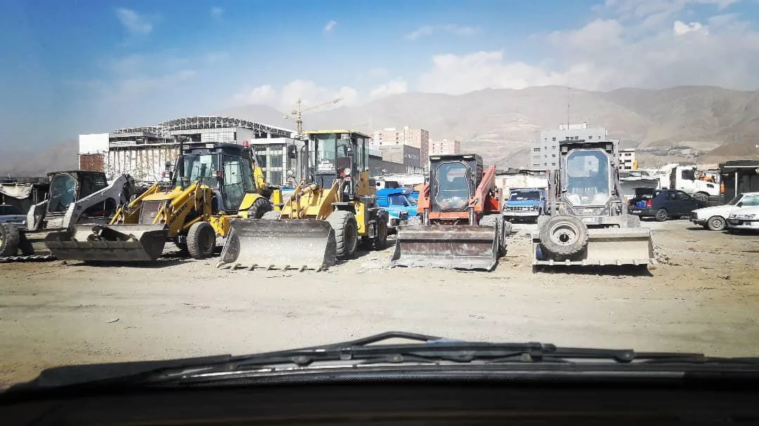 پارکینگ کامیون ها