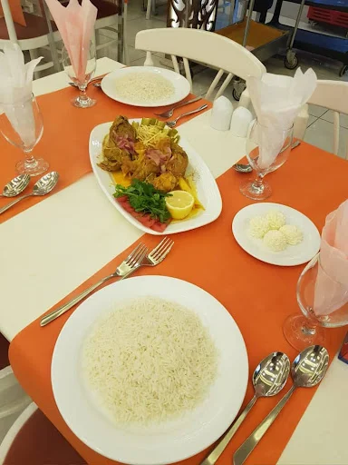 آموزشگاه آشپزی و شیرینی پزی نارنجستان