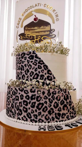 آموزشگاه صنایع غذایی کیک شکلاتی