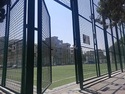 زمین چمن چراغی