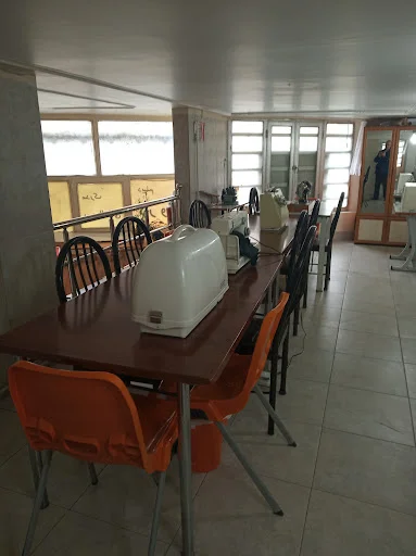 آموزشگاه خیاطی و مجتمع آموزشی میخک