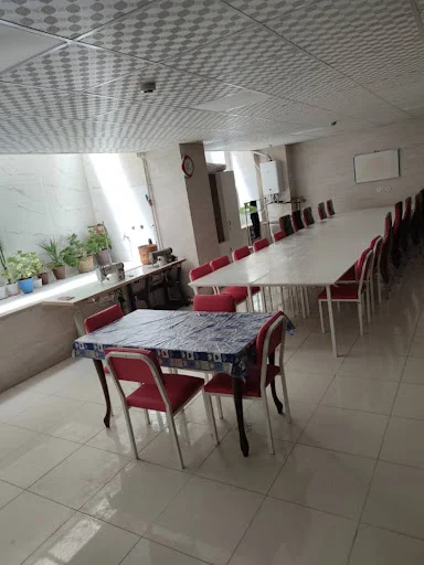 آموزشگاه خیاطی معراج