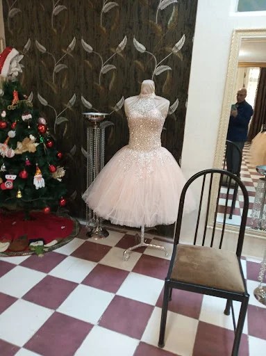 آموزشگاه خیاطی مزون میخک خانم دمیرچی شعبه ۲