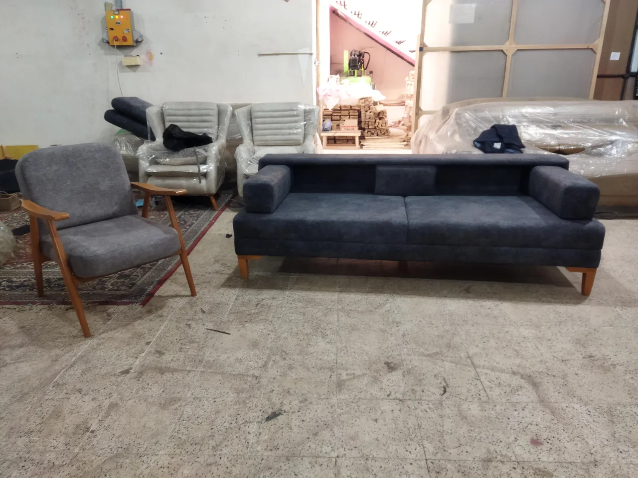 کارخانه تولیدی مبل ویشه - تصویر 2