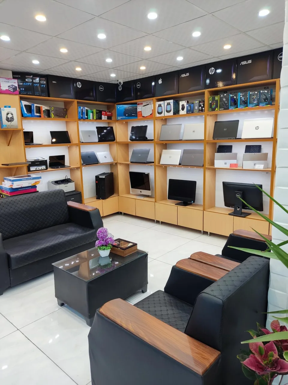 فروشگاه لپ تاپ الماس - تصویر 3
