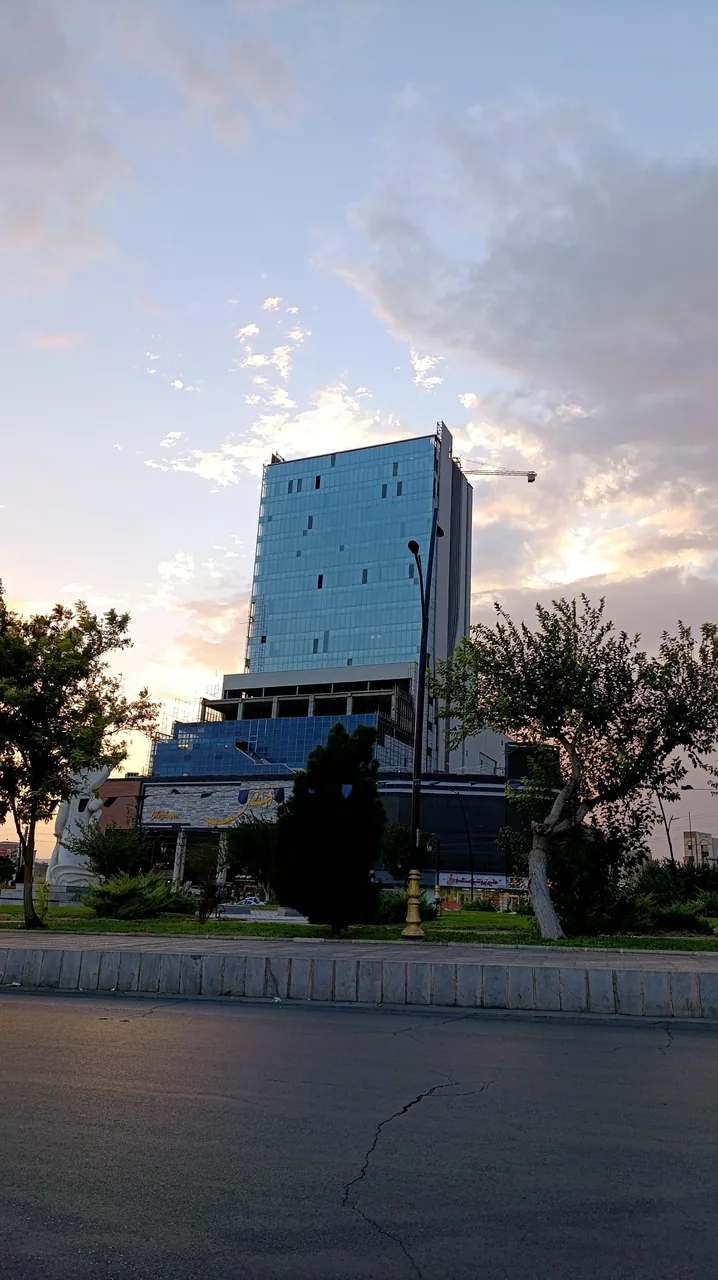 برج گردشگری ققنوس - تصویر 3