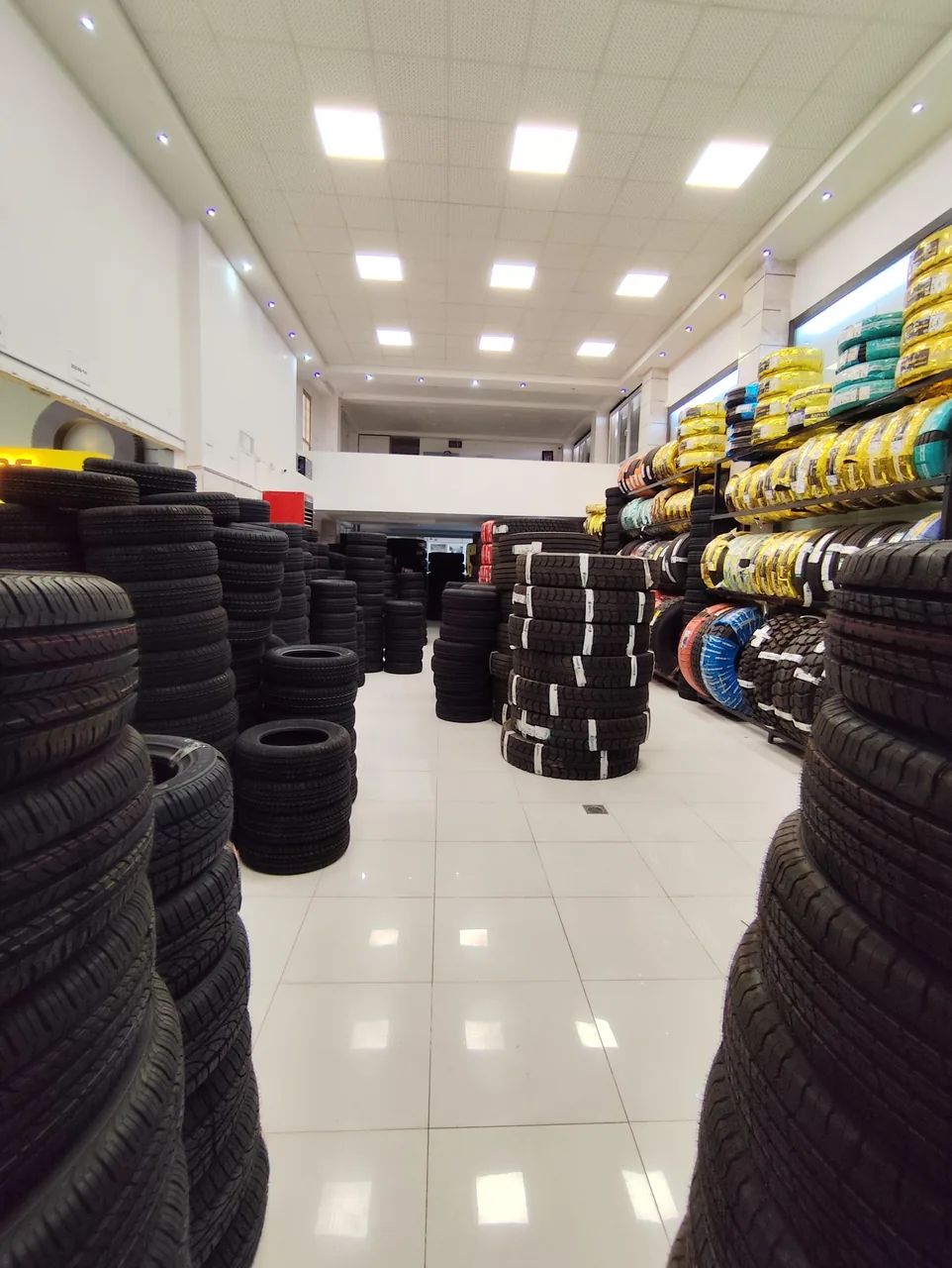 فروشگاه لاستیک اطلس - تصویر 4