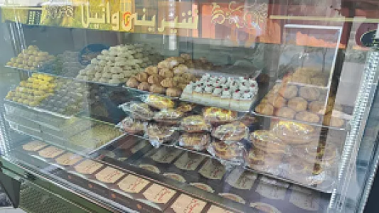 شیرمال و شیرینی وانیلا