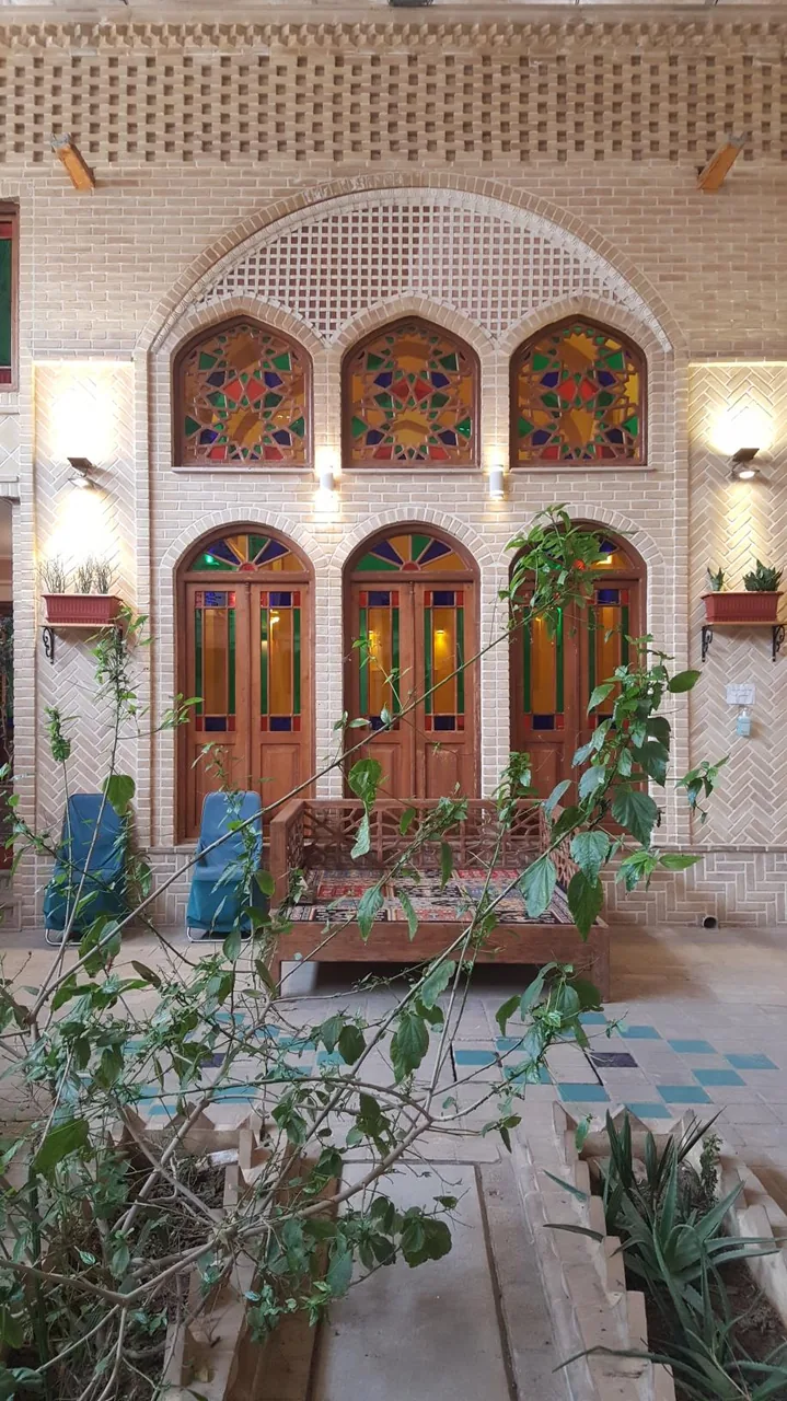 کافه رستوران عمارت بادگیر - تصویر 2