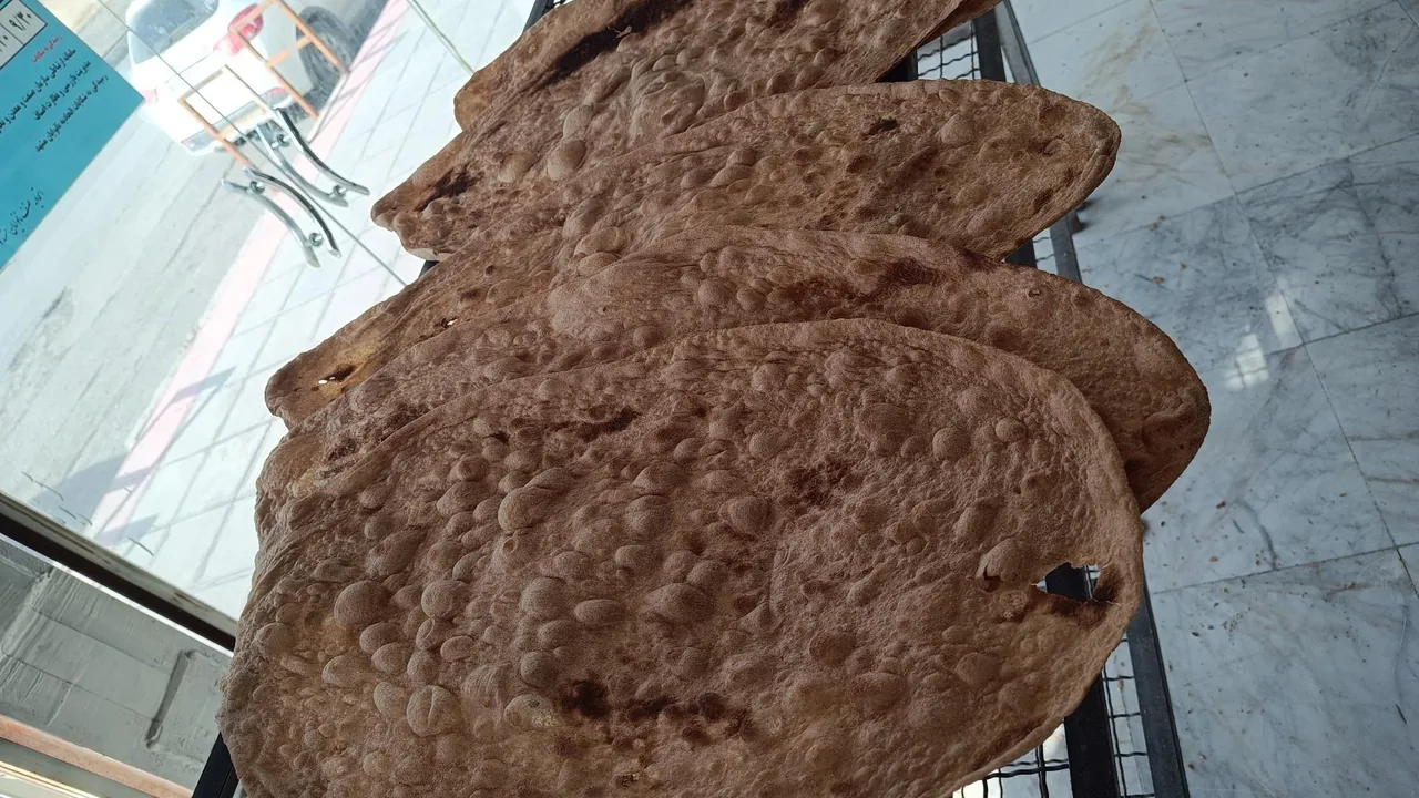 نانوایی لواش تنوری کاشمری رضا - تصویر 5