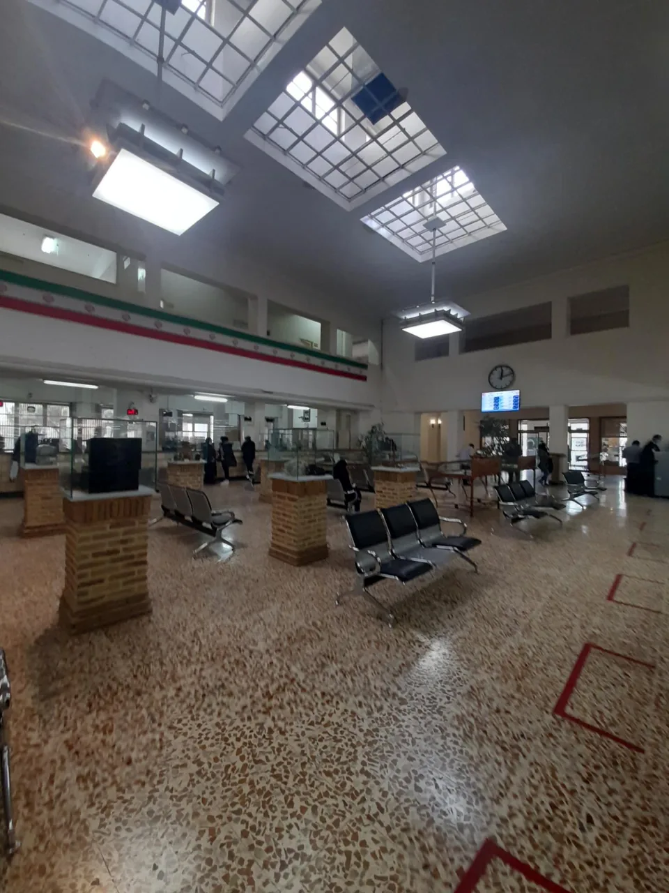 بانک ملی شعبه مرکزی مشهد - تصویر 3