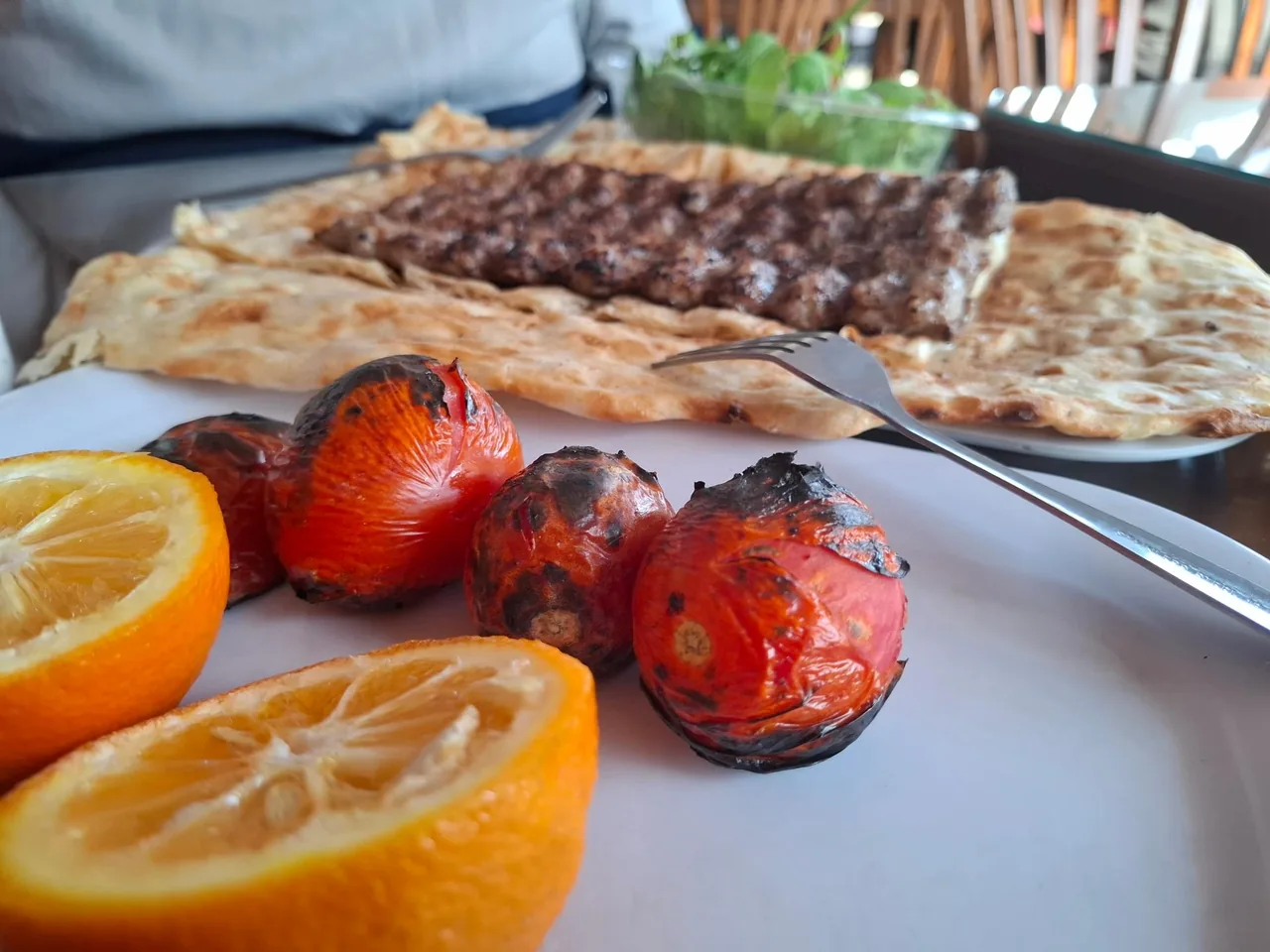 کباب و حلیم آراسته - تصویر 5