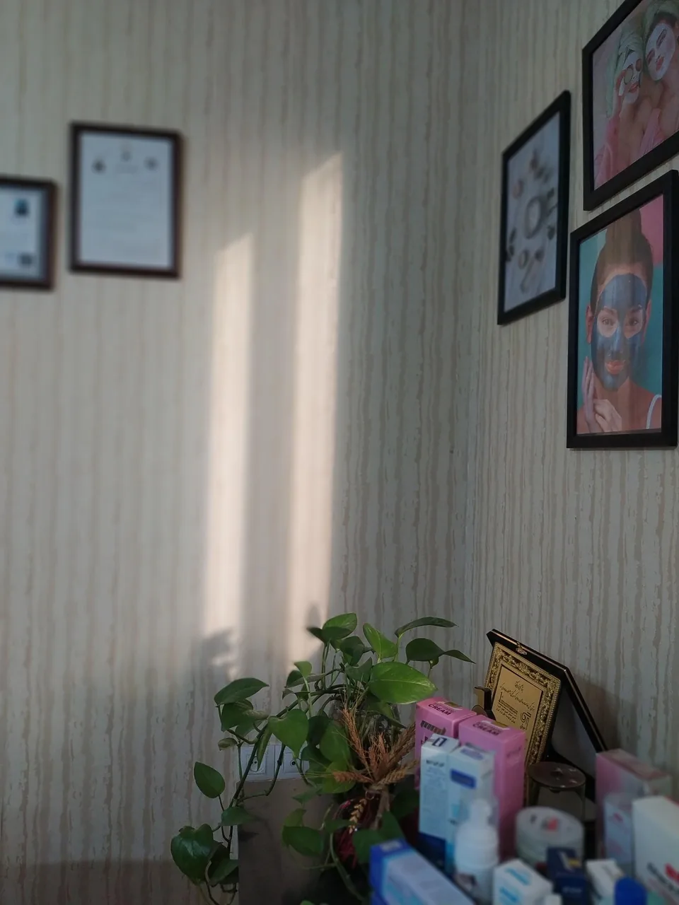 پاکسازی صورت و فشیال تکتم رئوف - تصویر 4