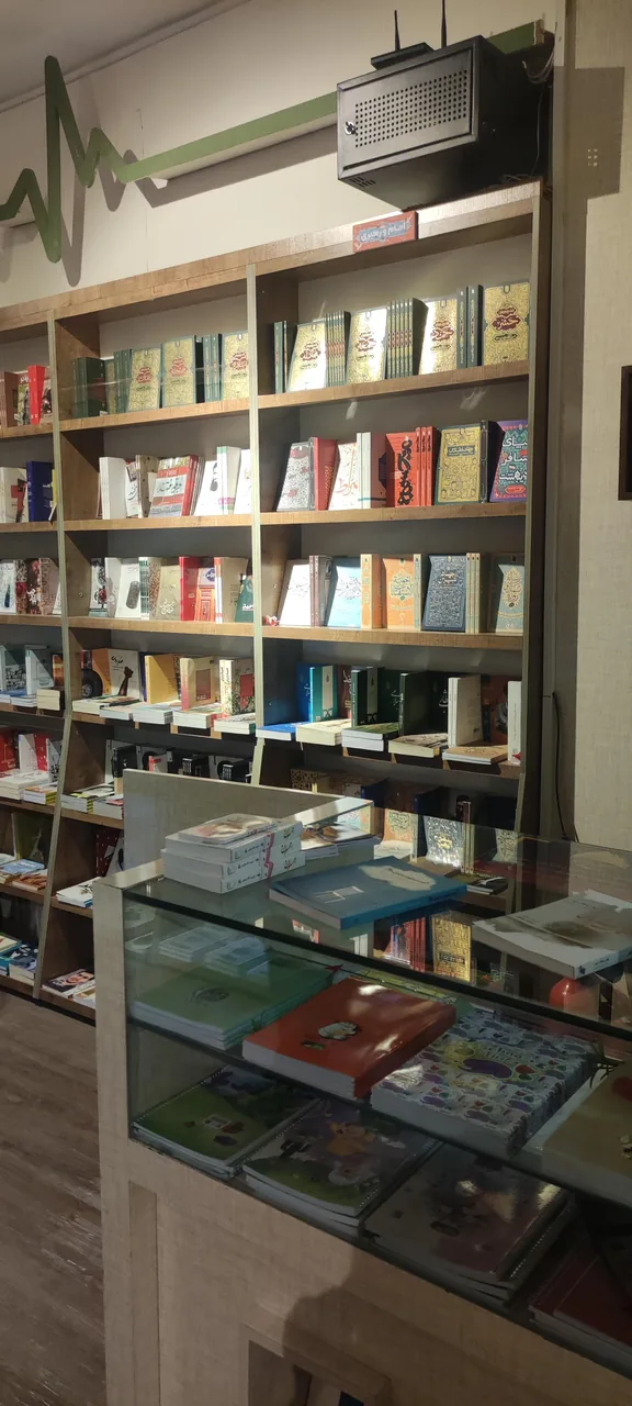 پاتوق کتاب شعبه 3 - تصویر 5