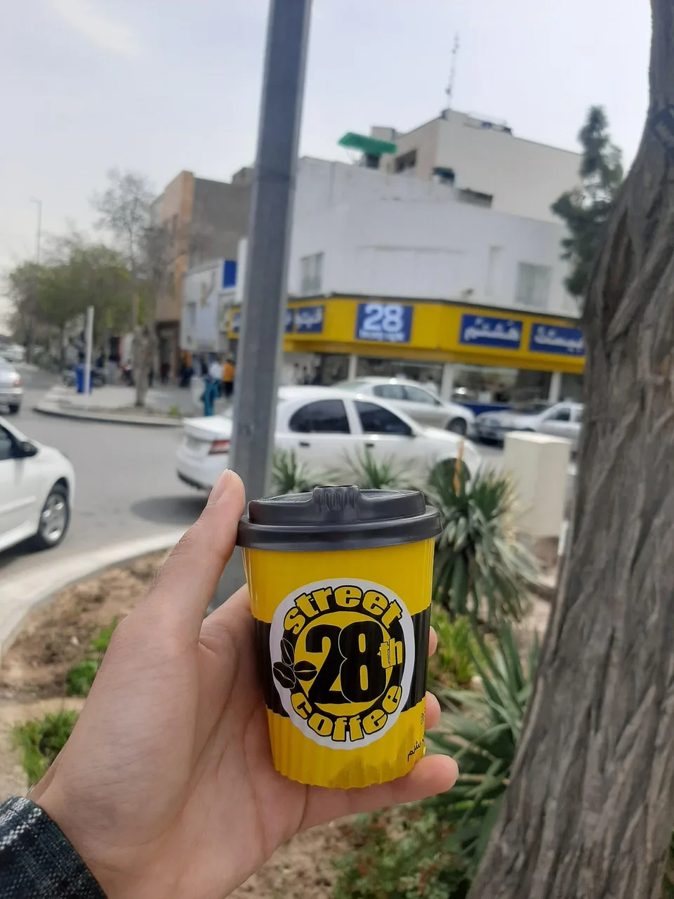 قهوه خیابان بیست و هشتم - تصویر 2