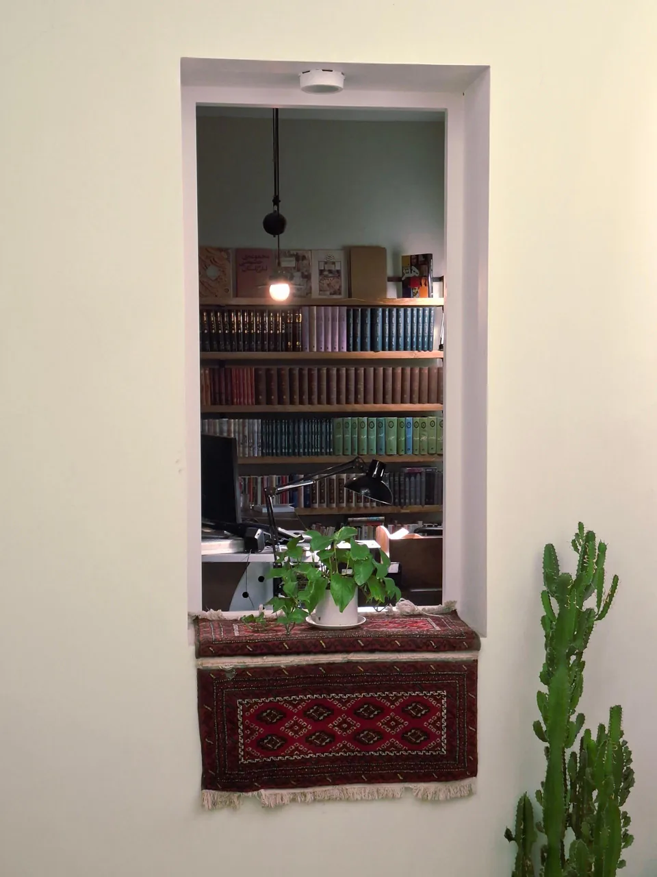 کافه‌ کتاب آفتاب - تصویر 4