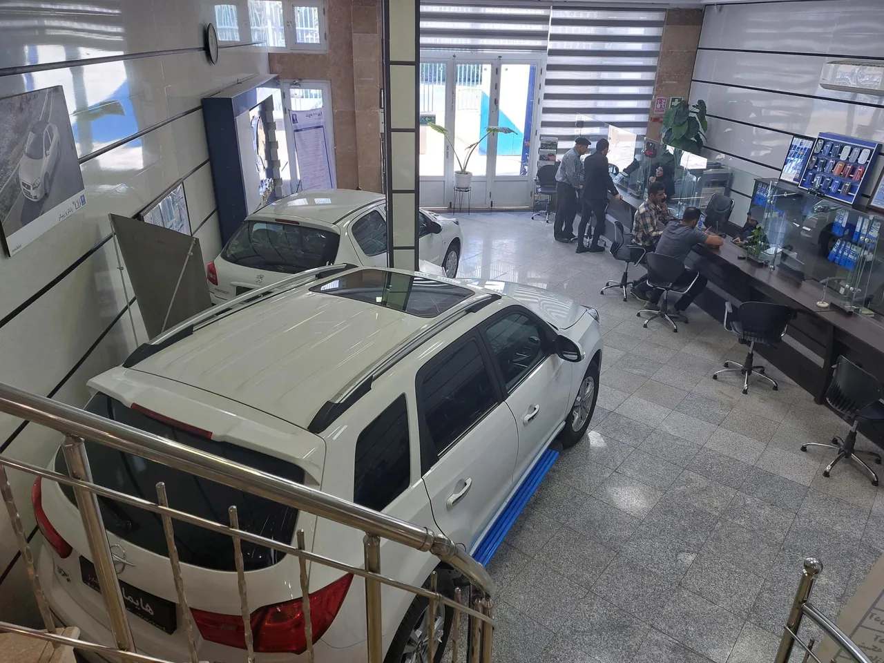 نمایندگی ایران خودرو | 3026 حسین پور - تصویر 3