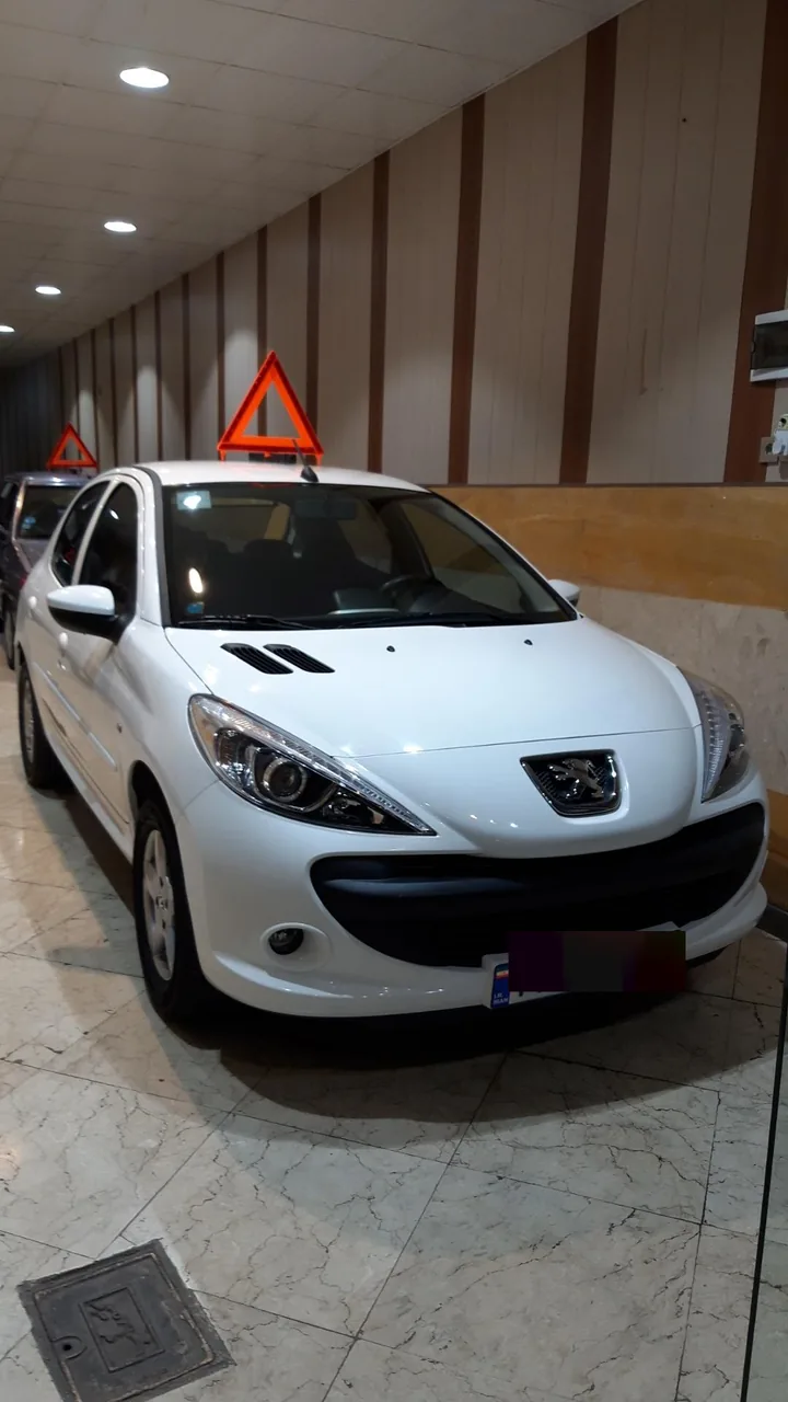 نمایشگاه اتومبیل سعدی - تصویر 4