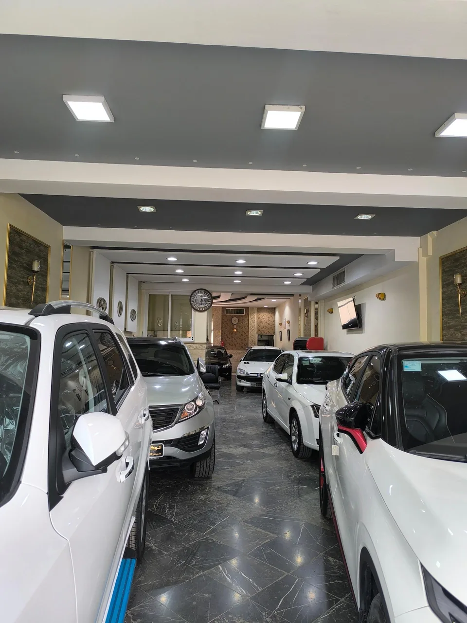 نمایشگاه اتومبیل مهدوی - تصویر 4