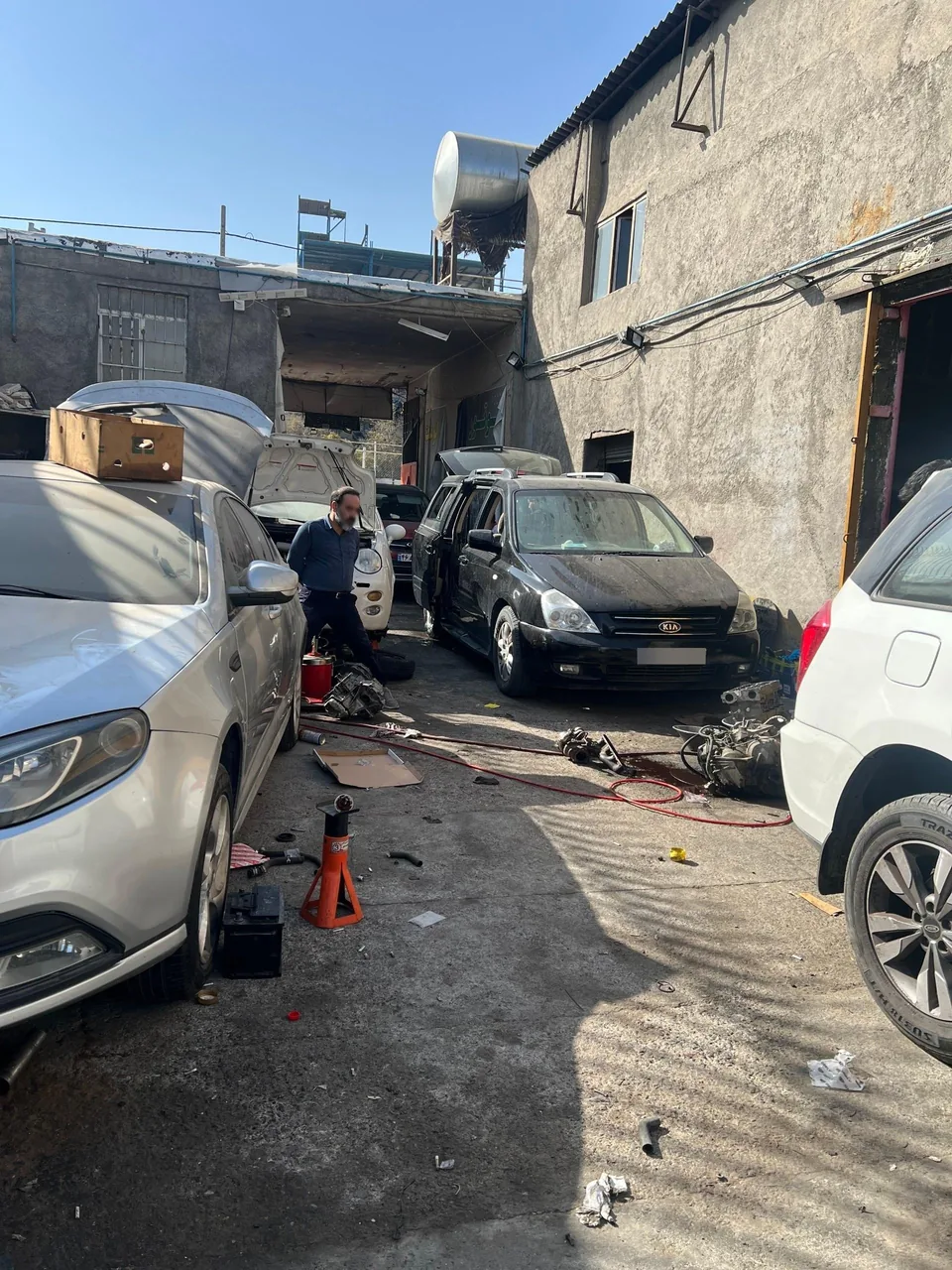 تعمیرگاه موتور و گیربکس و جلوبندی صادقی و داستانی - تصویر 3
