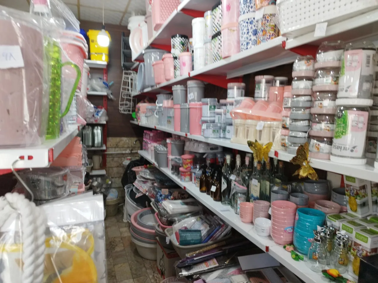 ارزان سرای ظروف پلاستیکی تابان - تصویر 3