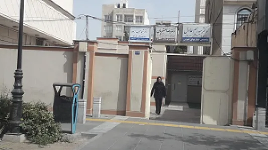 دکتر سید رحیم عادل برخوردار متخصص عفونی