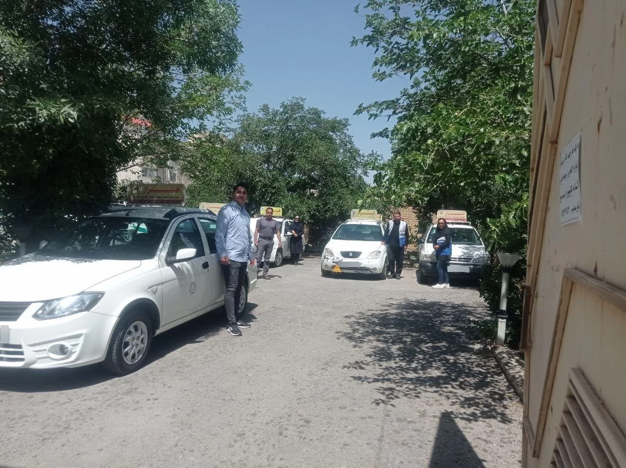 آموزشگاه رانندگی پایه سوم فراز - تصویر 2