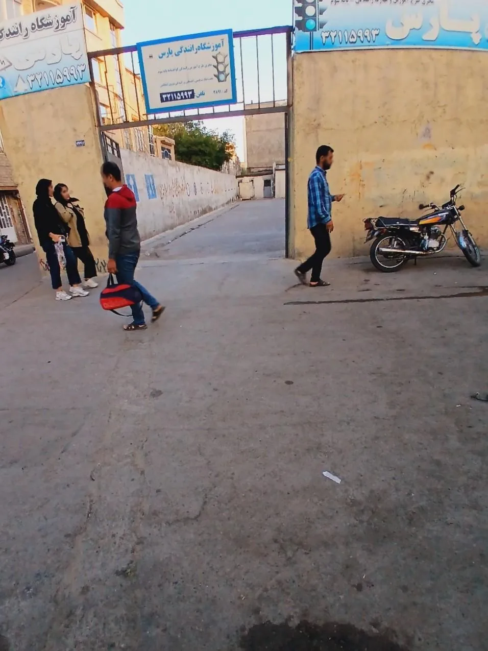آموزشگاه رانندگی پارس - تصویر 3