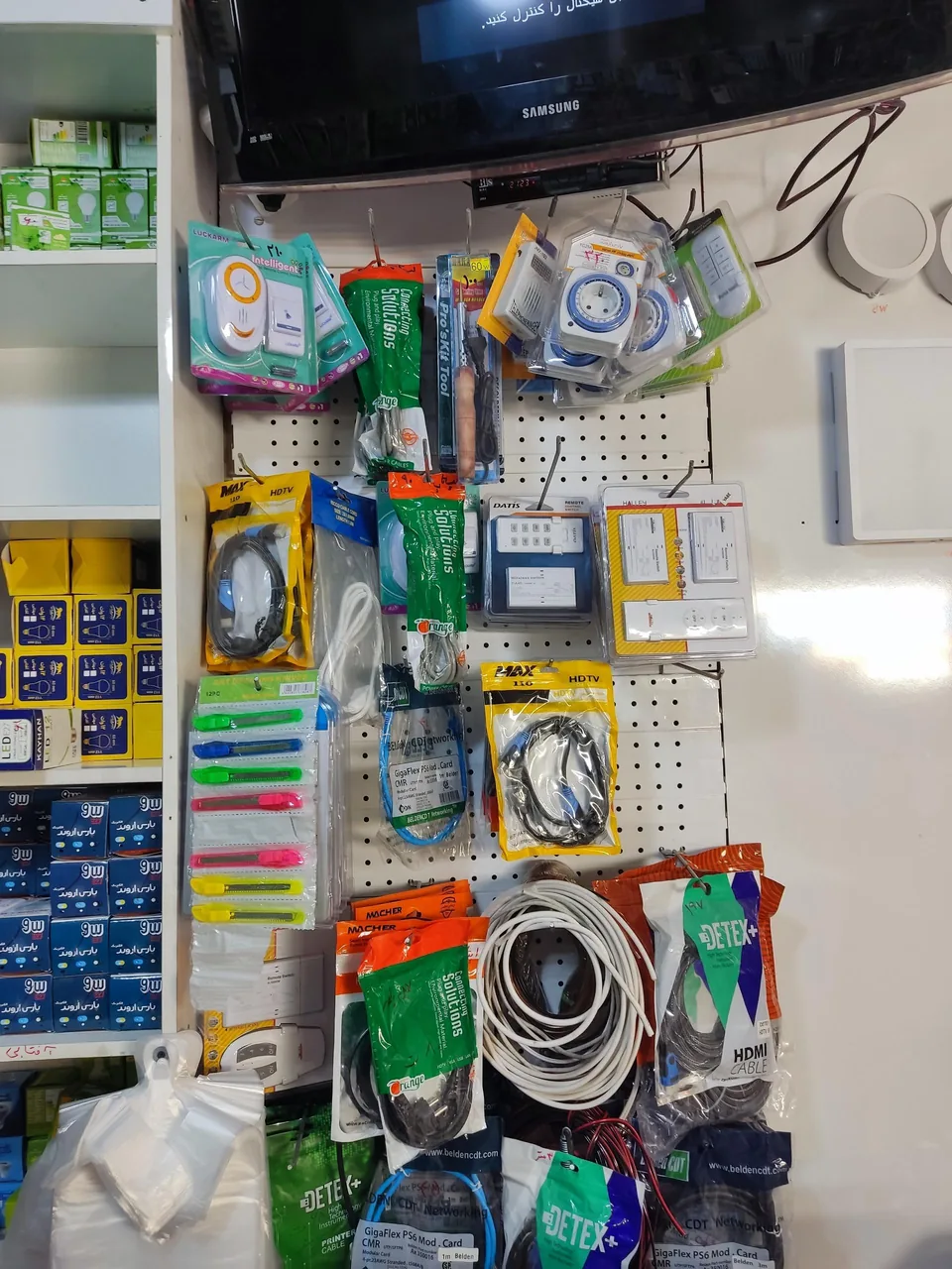 الکتریکی و خدمات برق فیضی - تصویر 4