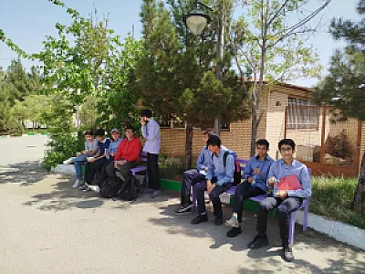 دبیرستان علم و ادب