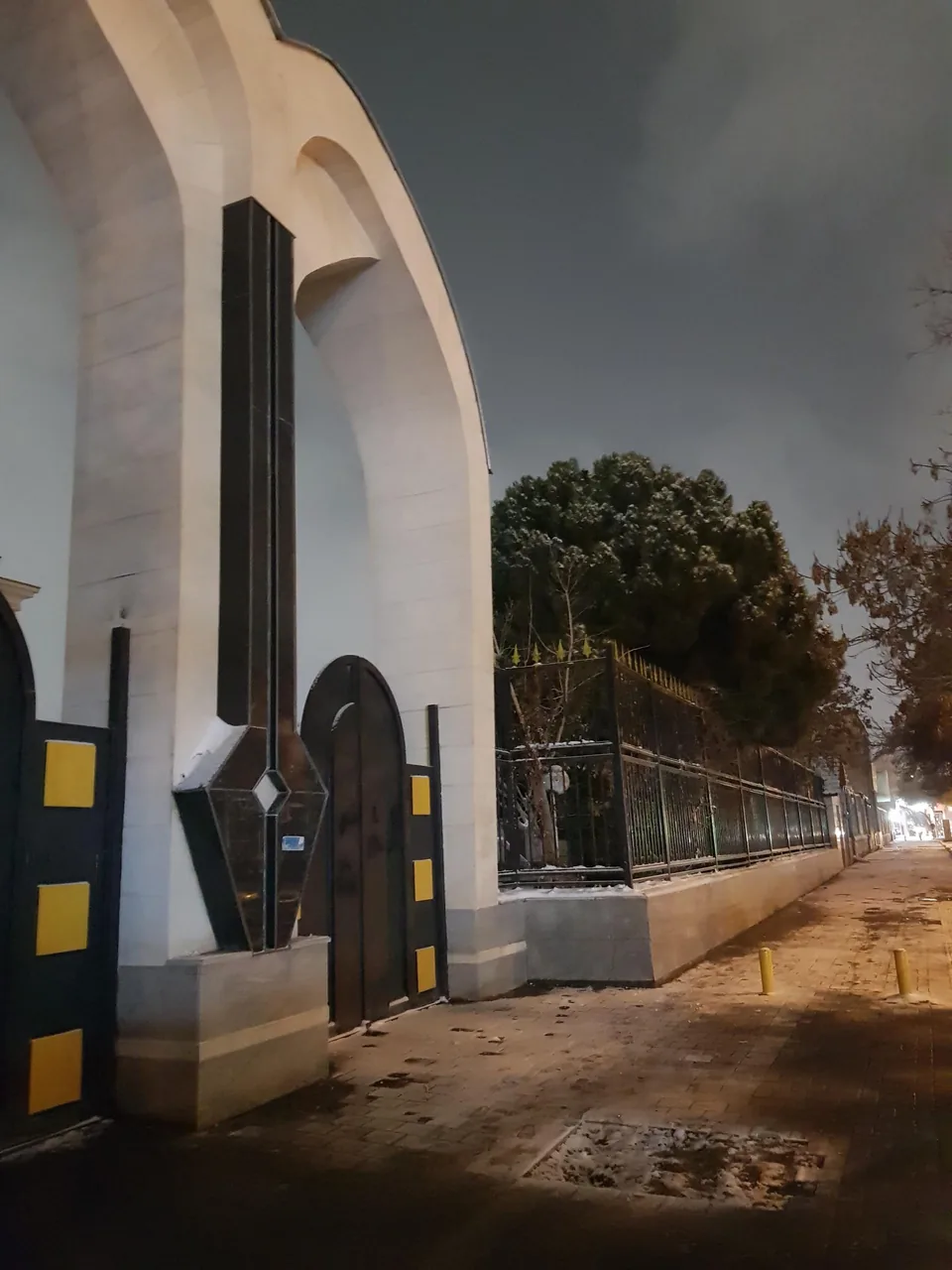 دبیرستان نمونه دولتی حضرت محمد (ص) مصلی‌نژاد - تصویر 2