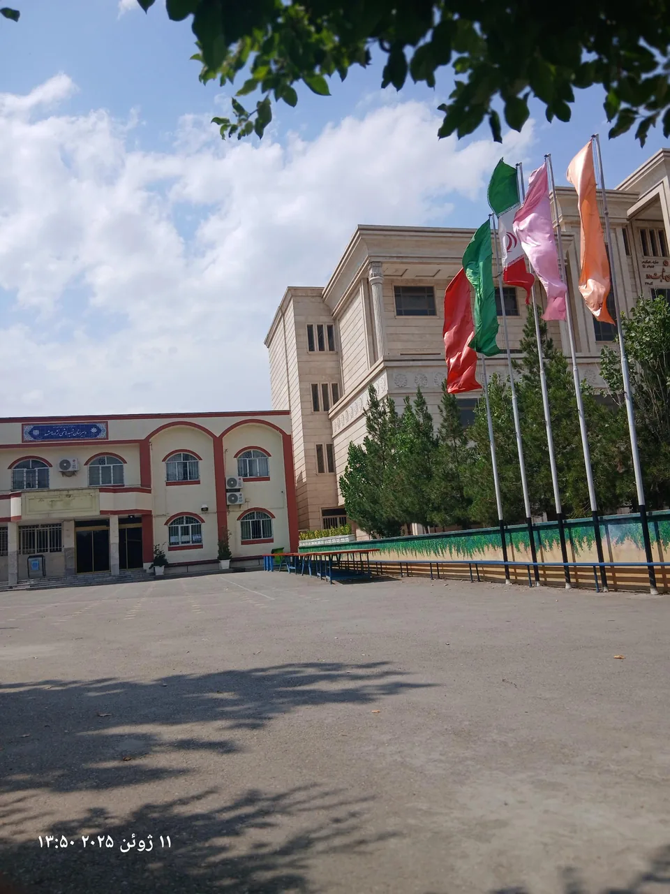 دبیرستان دوره اول پسرانه شهید هاشمی نژاد 4 - تصویر 3