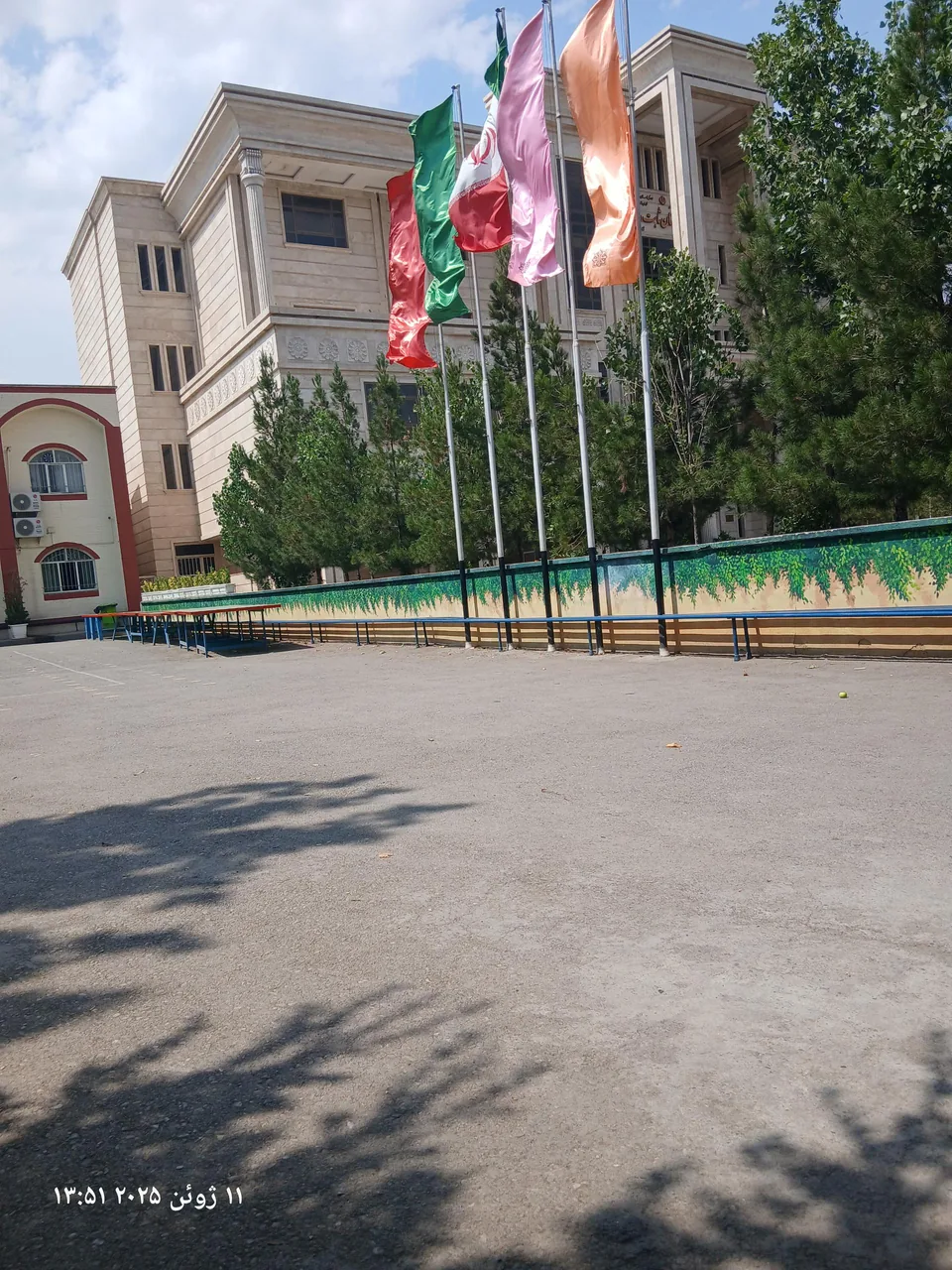 دبیرستان دوره اول پسرانه شهید هاشمی نژاد 4 - تصویر 4