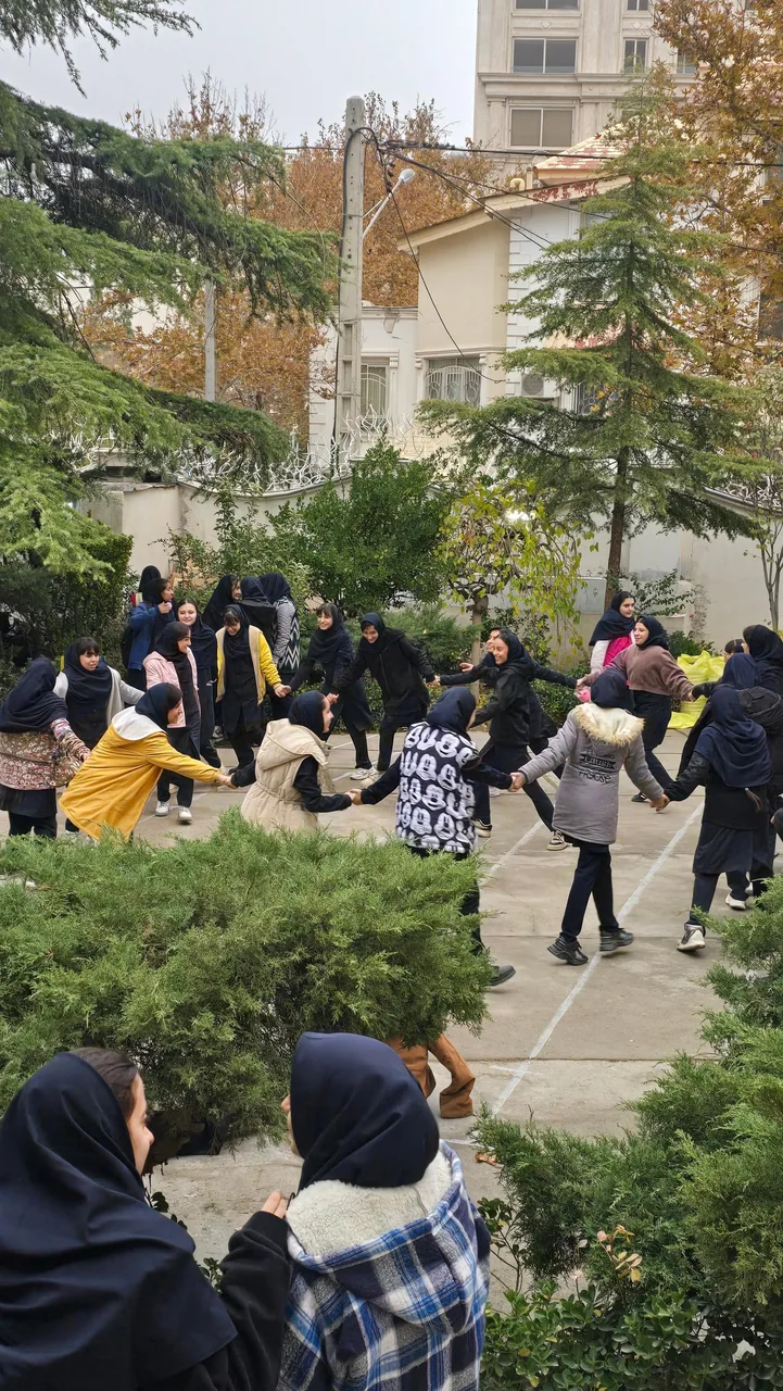 دبیرستان دخترانه حلمی - تصویر 5