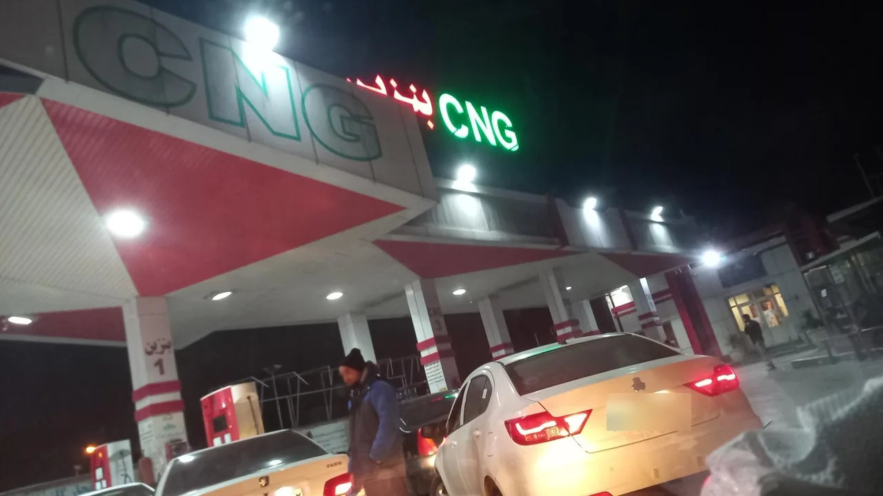 جایگاه بنزین و CNG کاووسی 159 - تصویر 3