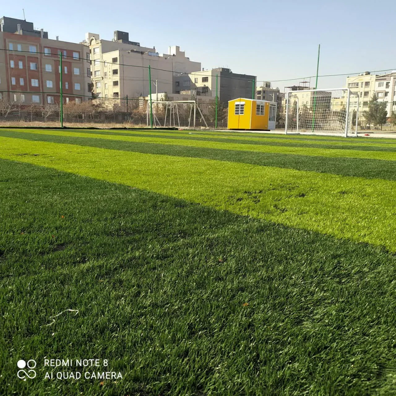 زمین فوتبال چمن مصنوعی - تصویر 3