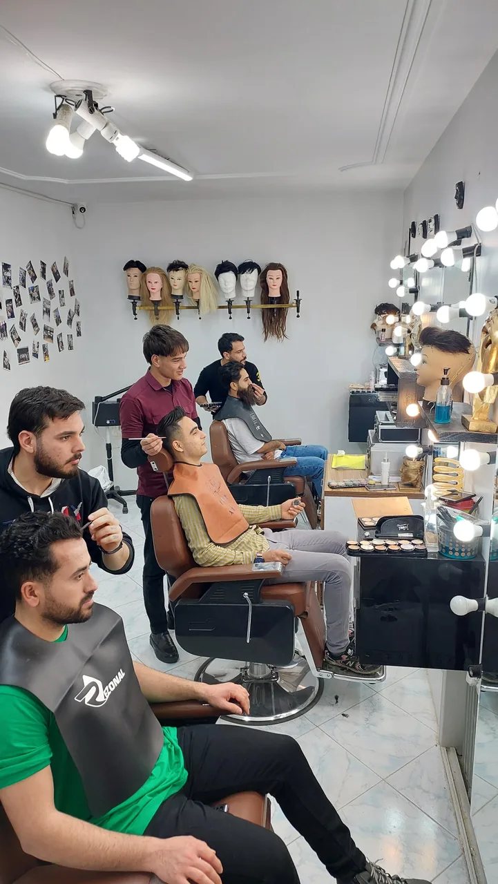 آرایشگاه مو به مو - تصویر 4