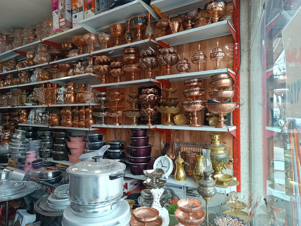 فروشگاه لوازم خانگی و صنایع دستی مس اتحاد - تصویر 2