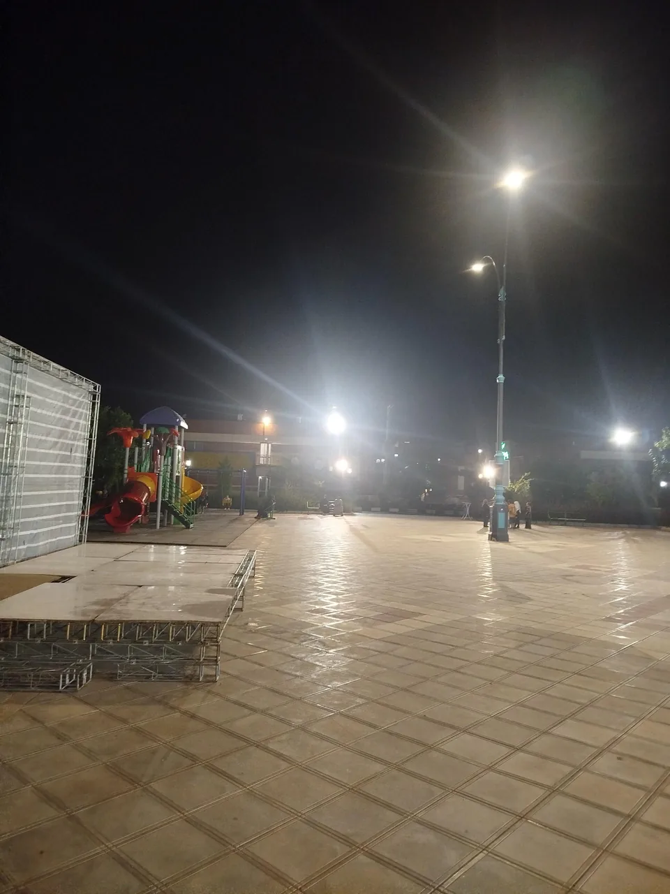 زائر سرای رضوی - تصویر 4