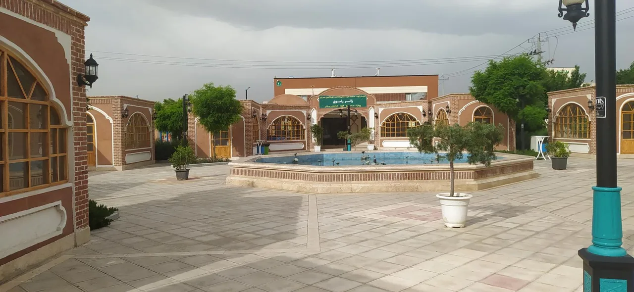 زائر سرای رضوی - تصویر 5