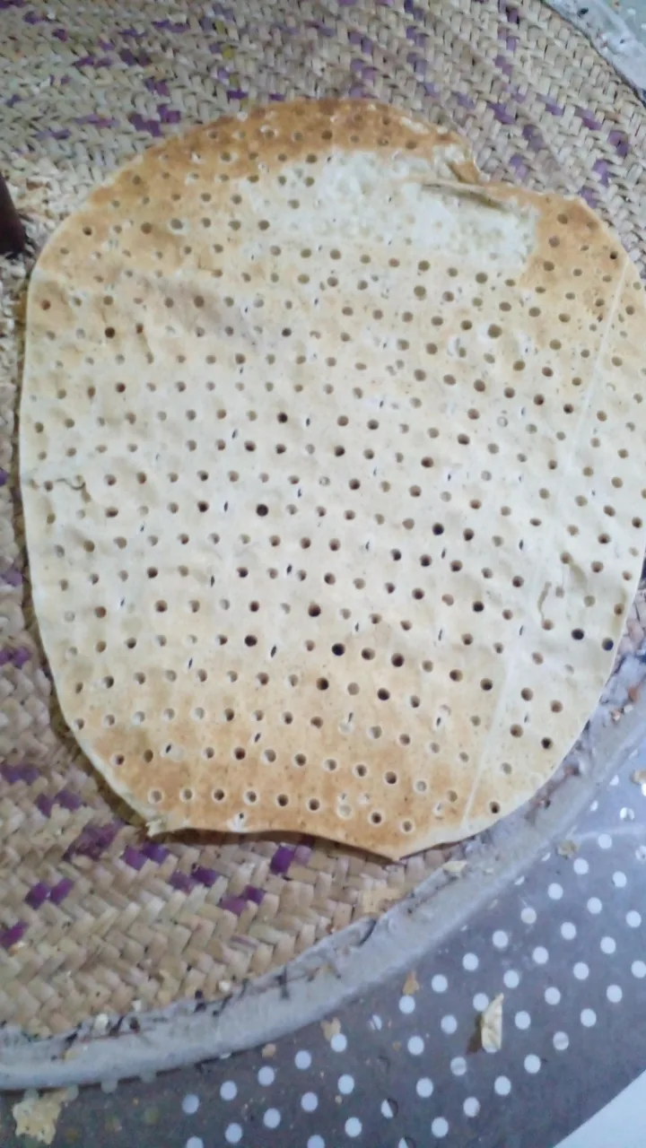نانوایی تافتون ماشینی سلحشور - نانوایی سنتی در یزد - تصویر 3