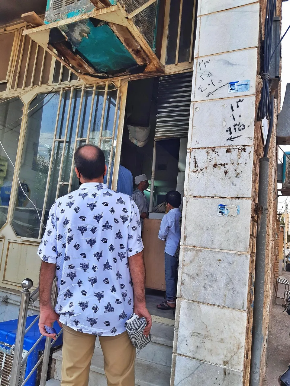 نانوایی تنوری یزد - تصویر 2