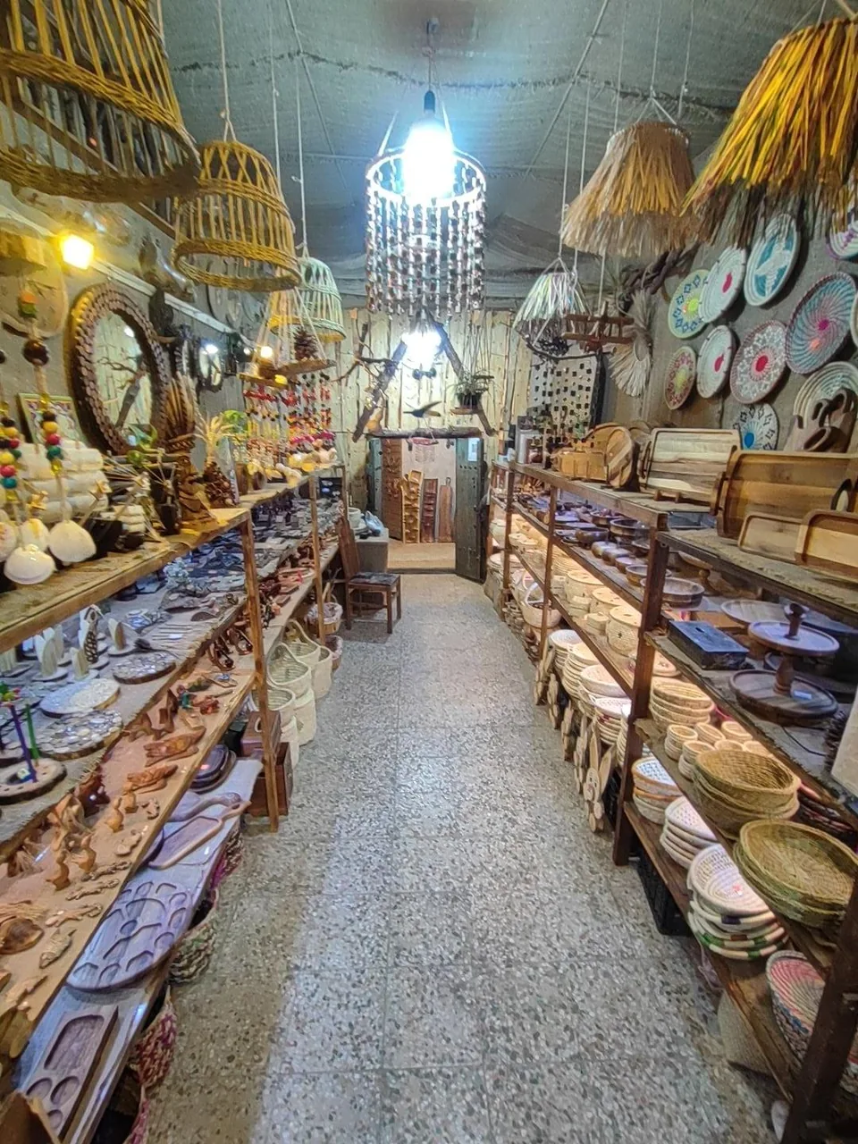 چوبین گالری - تصویر 3