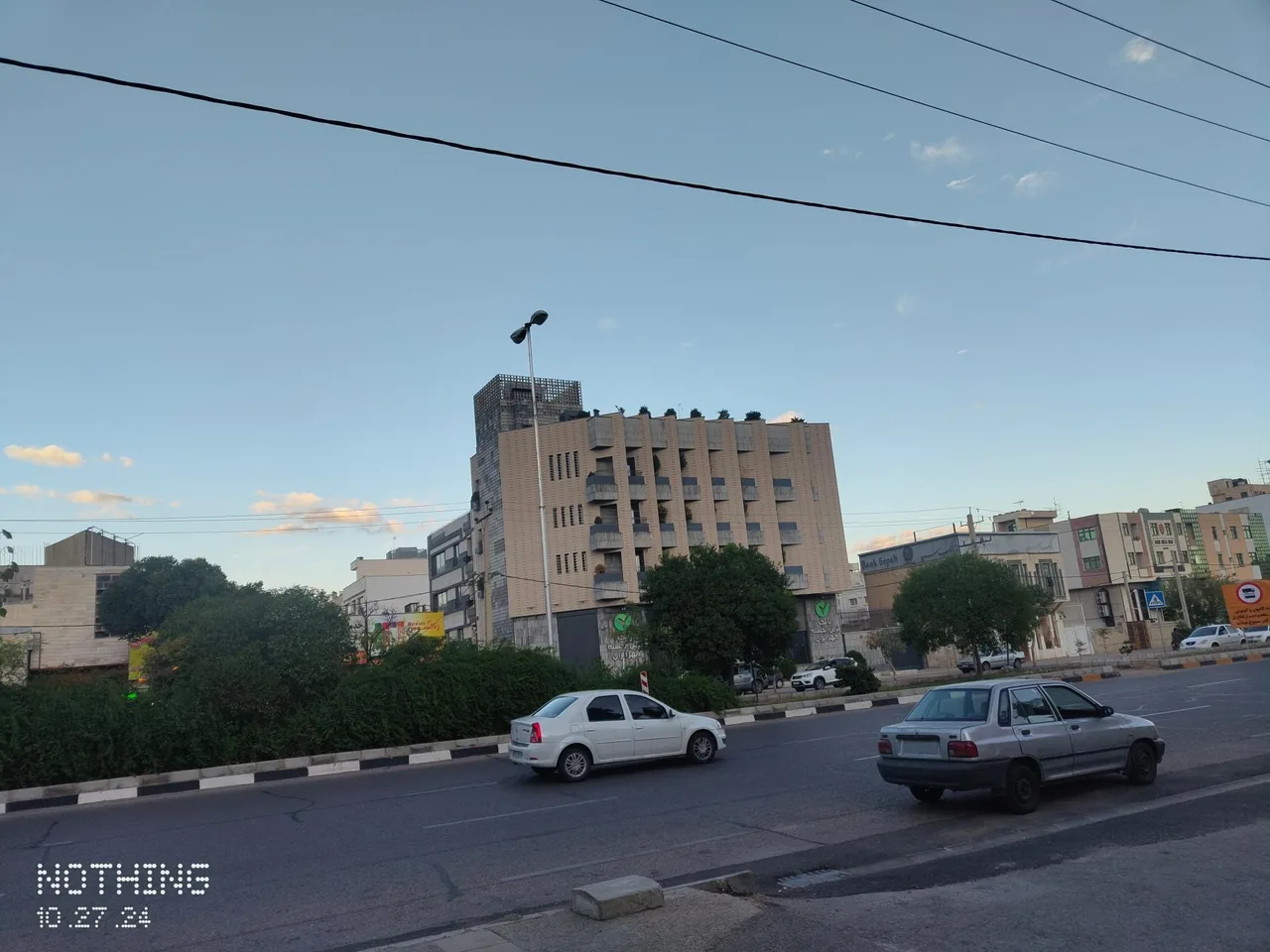بانک قرض الحسنه مهر ایران شعبه میرزای شیرازی - تصویر 2